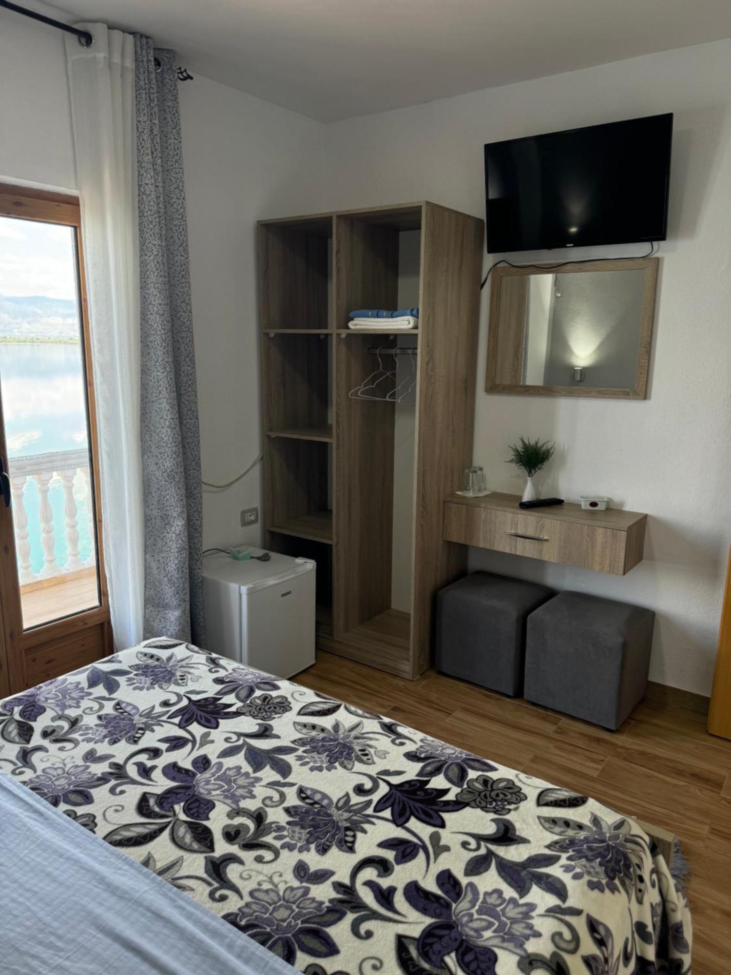 Bella Vista Bed & Breakfast Shkoder Exterior photo